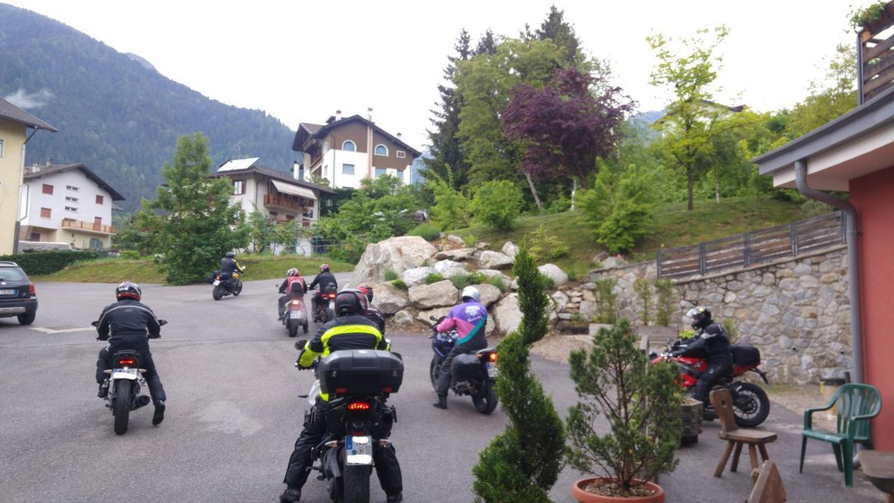 Alpen Garten Hotel Margherita Rumo Exteriör bild