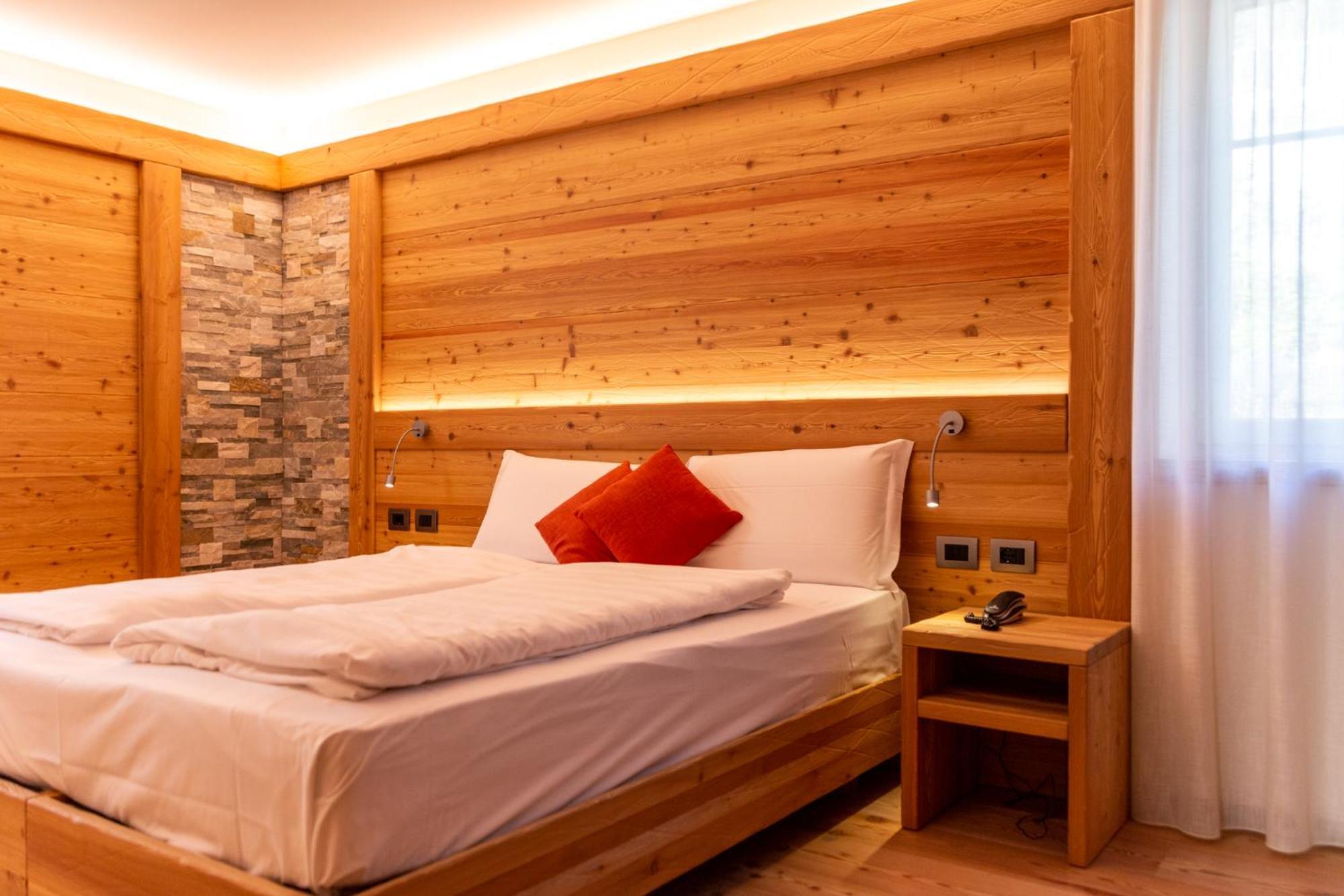 Alpen Garten Hotel Margherita Rumo Exteriör bild